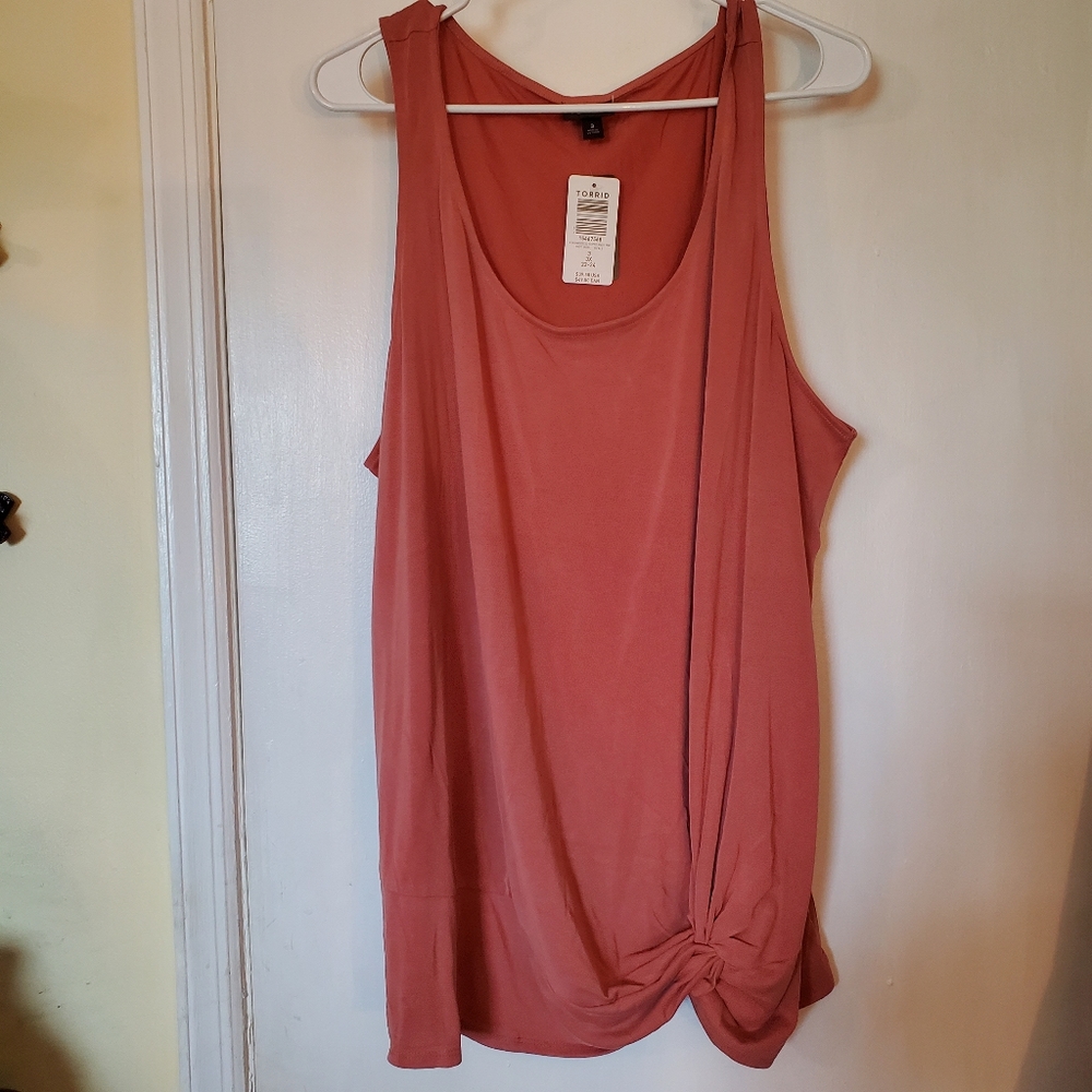 Torrid NWT Sienna knot front tank top